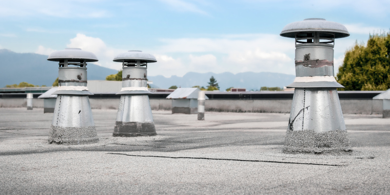 Top Signs That Commercial Roofing Repair Is Needed